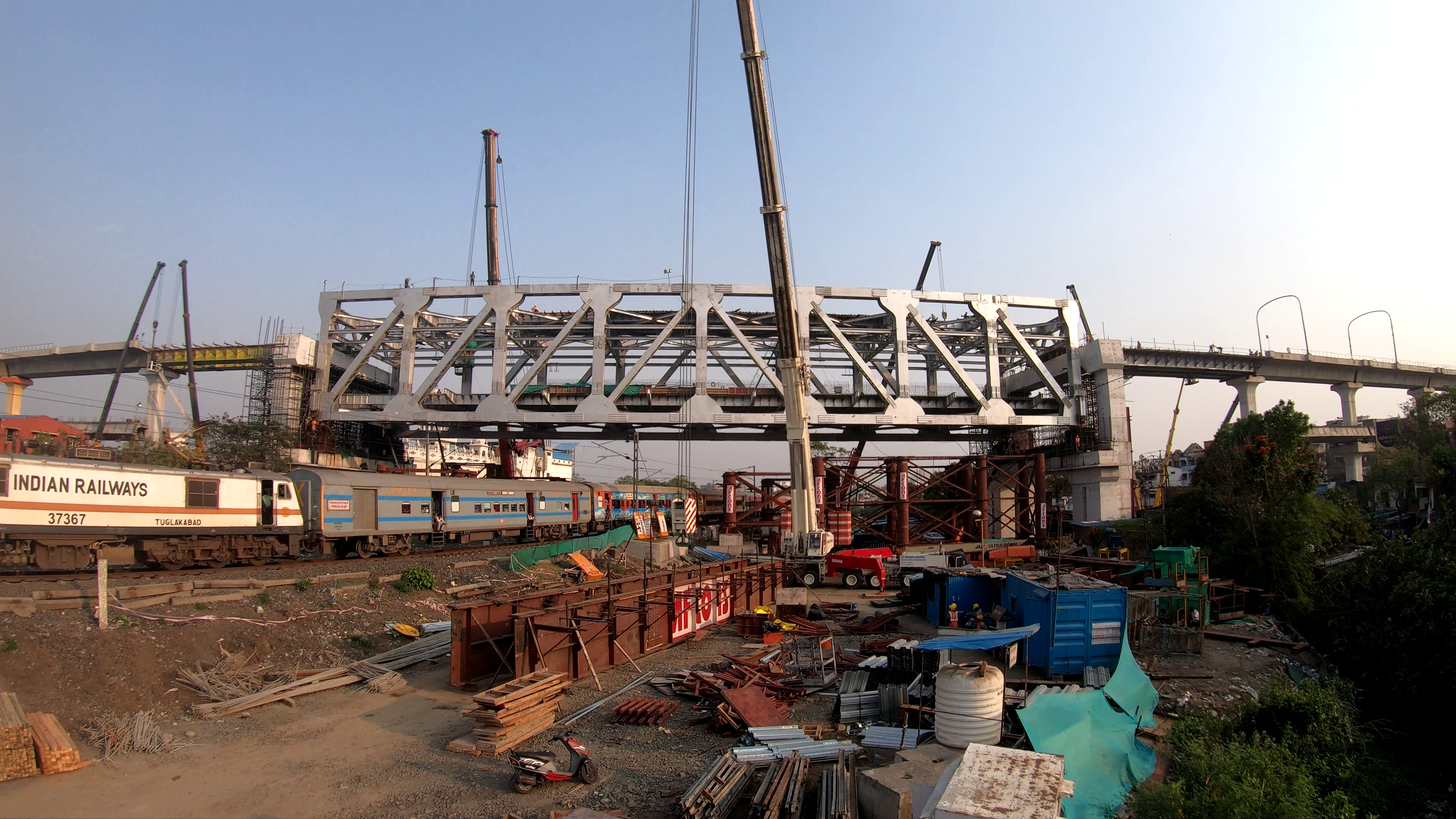 Nagpur Metro - Four-layer transportation corridor