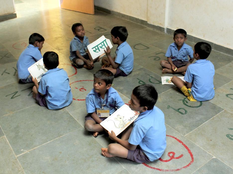 Afcons a participé au projet Ashramshala en collaboration avec la Pratham Education Foundation pour le développement physique, mental et éducatif des enfants des tribus