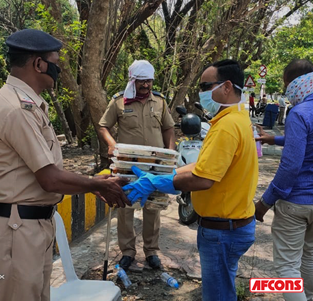 Meals provided to police personnel in Nagpur as they worked relentlessly during nationwide lockdown in India